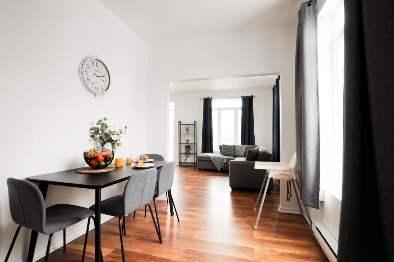 The 1810 - Spacious With Balcony - North Of Quebec Buitenkant foto